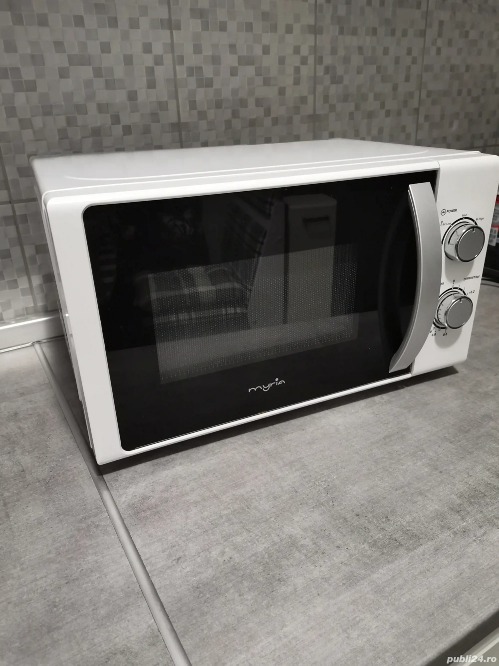 Cuptor cu microunde 260 Ron