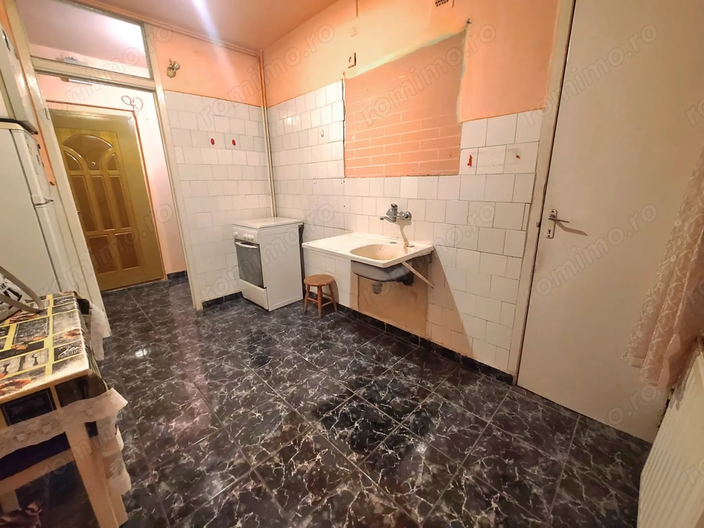 Vand 2 cam Tudor confort 1 [etaj 2]