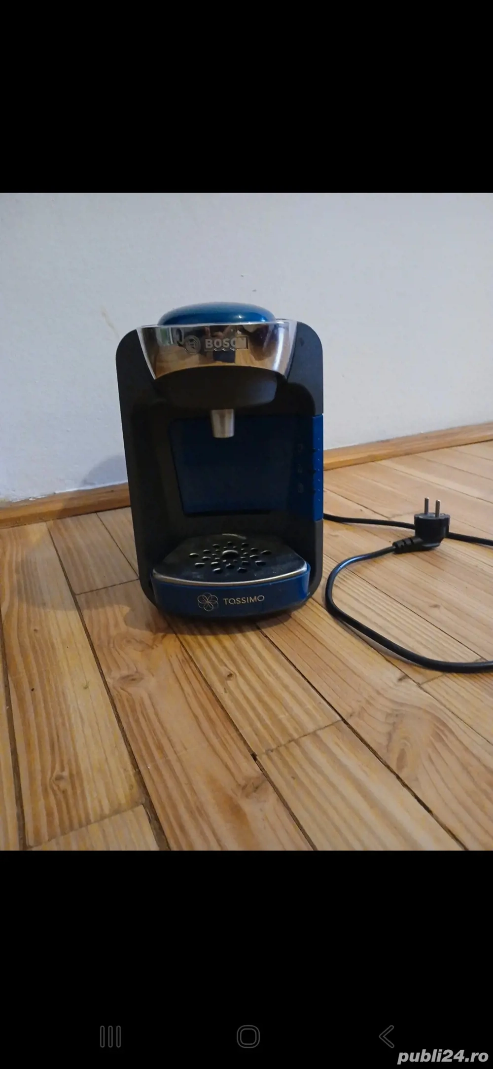 vand un aparat de cafea Bosch si un uscător de par Philips 