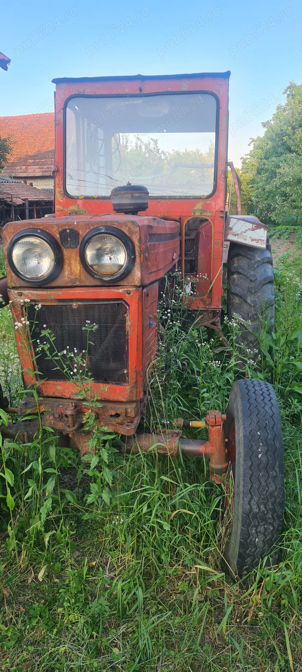 Tractor u650 cu troliu
