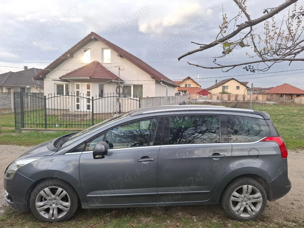 Peugeot  5008din 2011 Recent adus