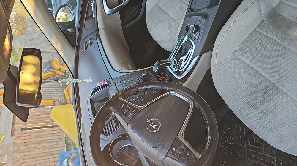 Vand auto Opel insignia