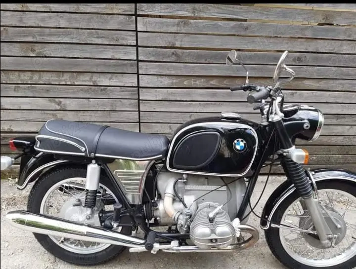 Motocicleta  BMW R60 5