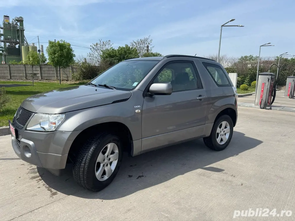 vand sau schimb suzuki grand vitara