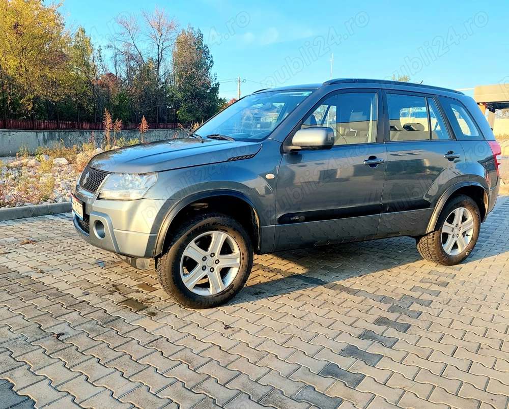 Suzuki Grand Vitara 2, motor 2.0 benzina, 140 cp