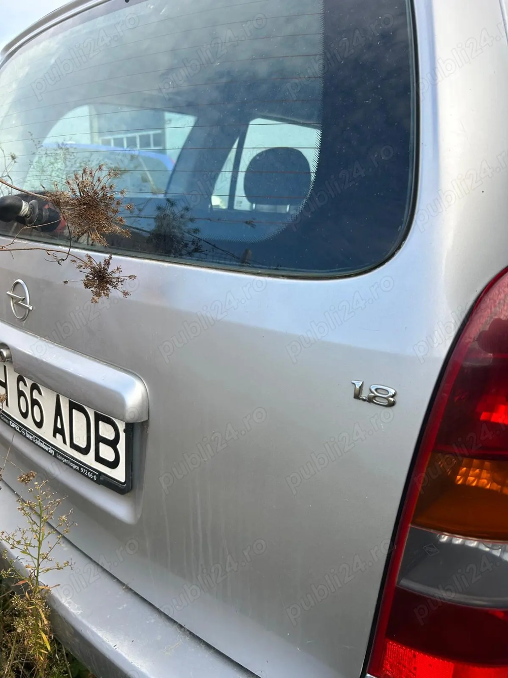 Dezmembrez Opel Astra 1.7 si 1.8