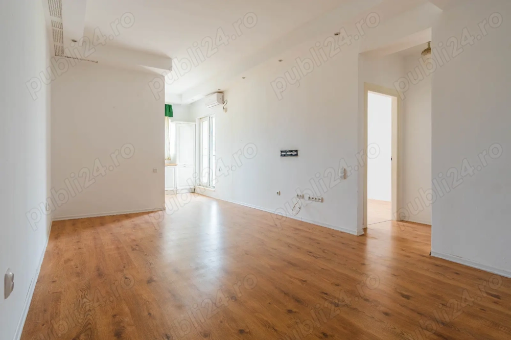 Apartament 3 camere Cosmopolis - terasa 14 mp - direct proprietara