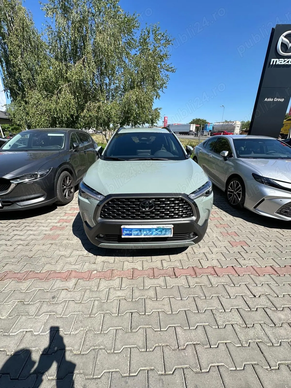 Toyota Corolla Cross Dynamic 2.0 197 CP Full Hybrid  TVA Deductibil  Garantie 10 ANI Toyota Relax 