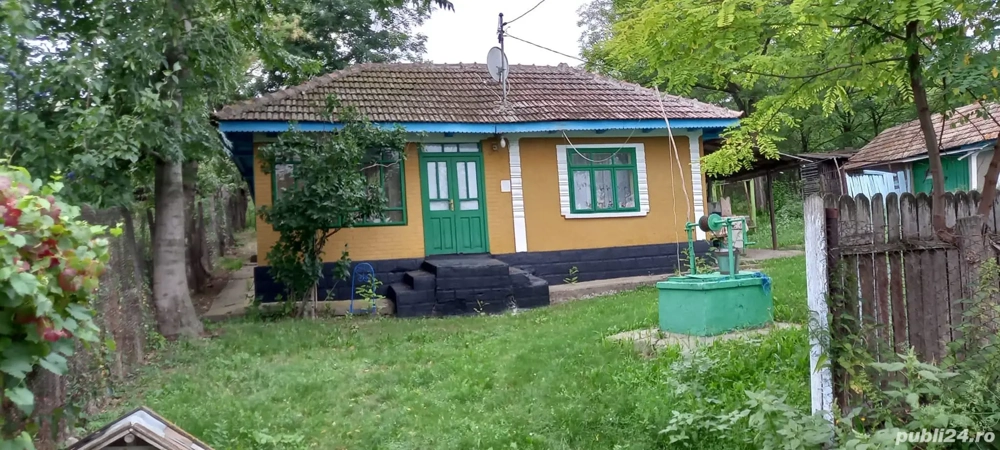 casa bătrânească situata in județul Vaslui 