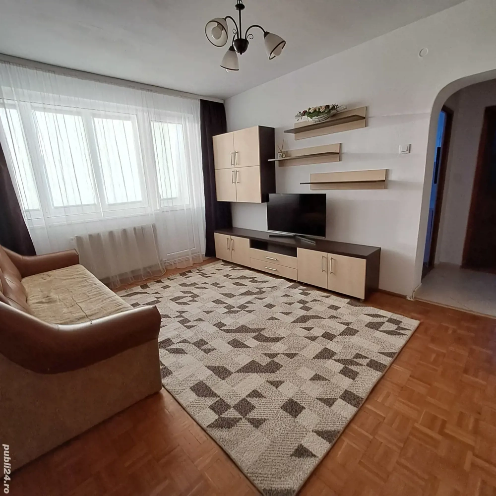 Apartament 2 camere semidecomandat 