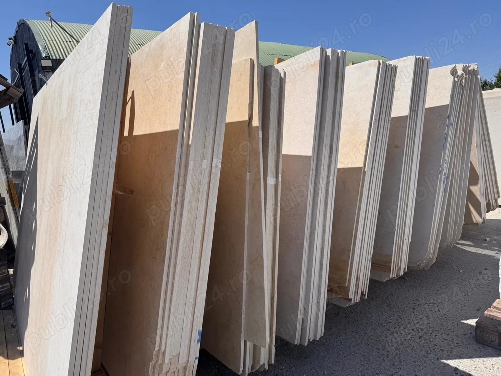 Lastre marmura Sunny Menia pe stoc,en-gros