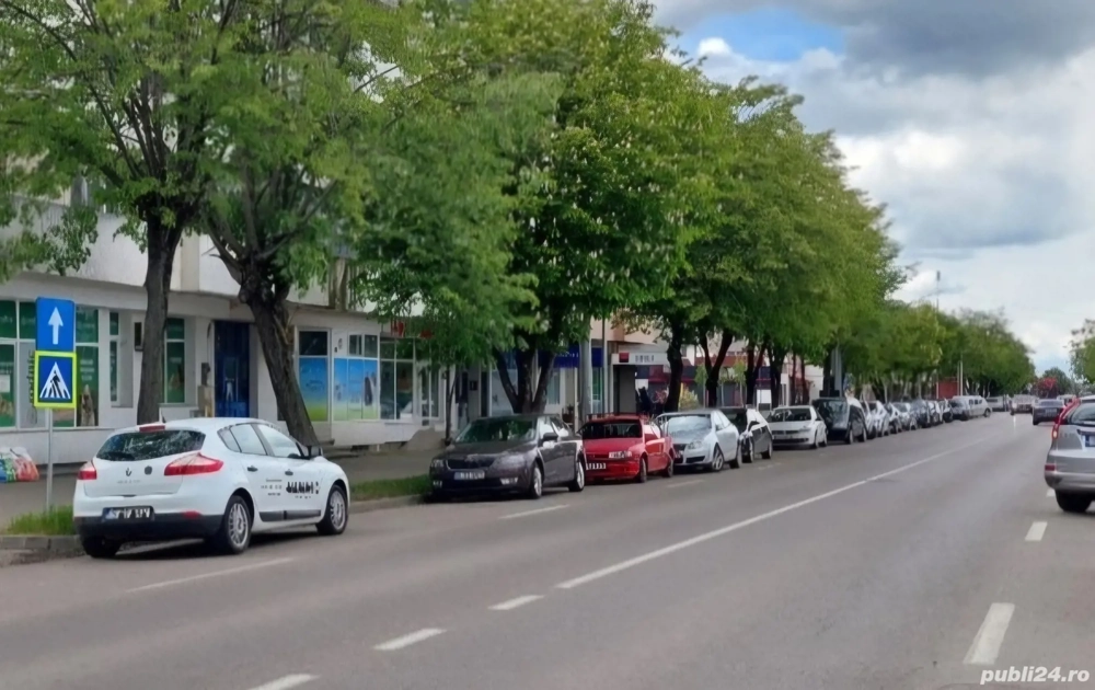 Spațiu comercial de închiriat 