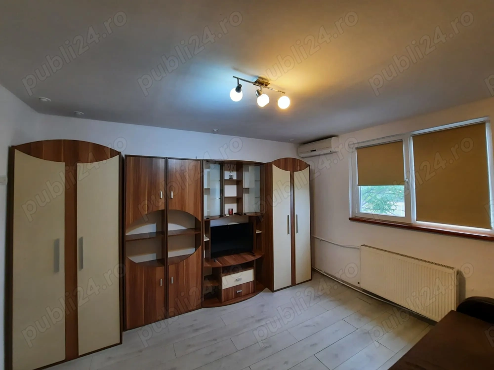 Închiriez apartament cu o camera, lângă stadion.280 euro,neg.