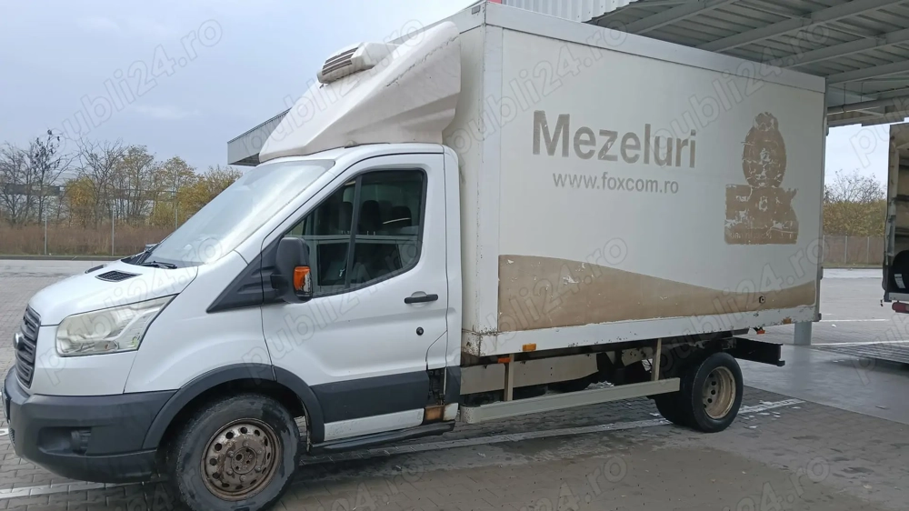 Vând autoutilitară ford tranzit