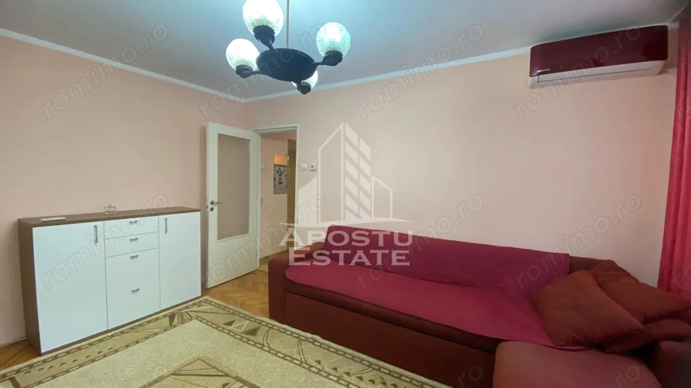 Apartament 2 camere, centrala proprie,semidecomandat, zona Dacia