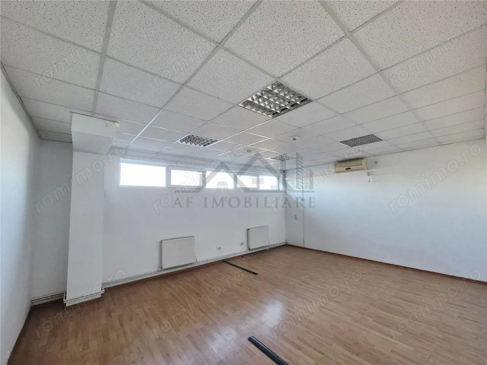Spatiu comercial 200 mp