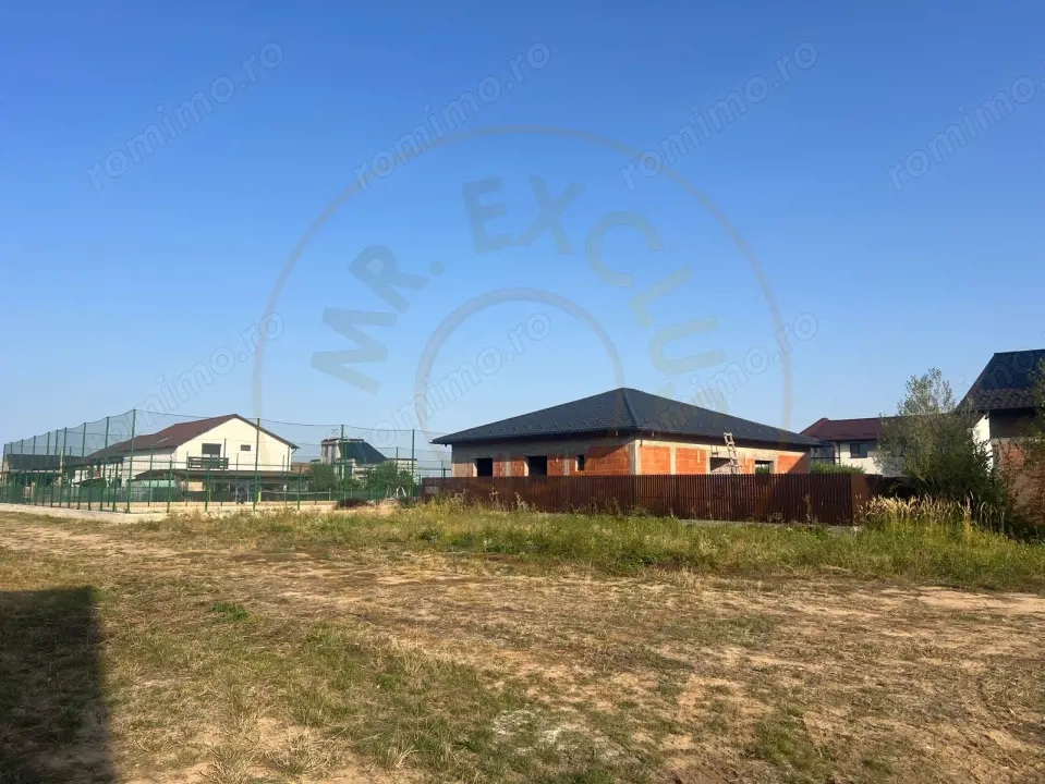 Teren intravilan 1778 mp Pitesti-Strada Pinilor, zonă exclusivistă