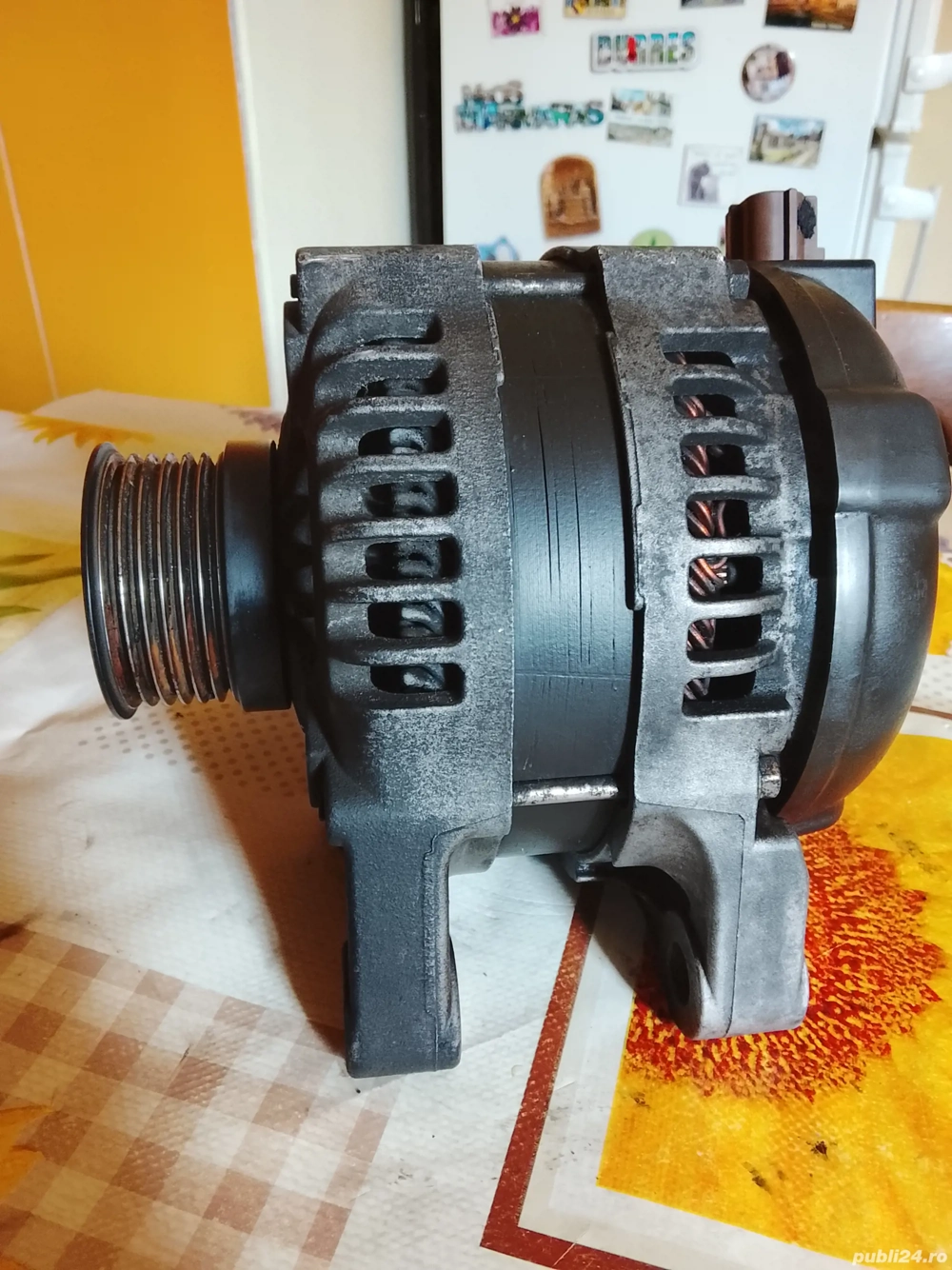 Vând alternator Mazda 3  , motor 1,6 diesel ,original(2006 )