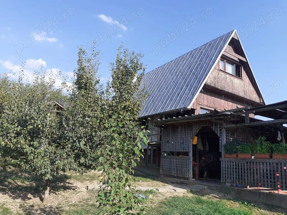 teren si casa in Barnova, proprietar