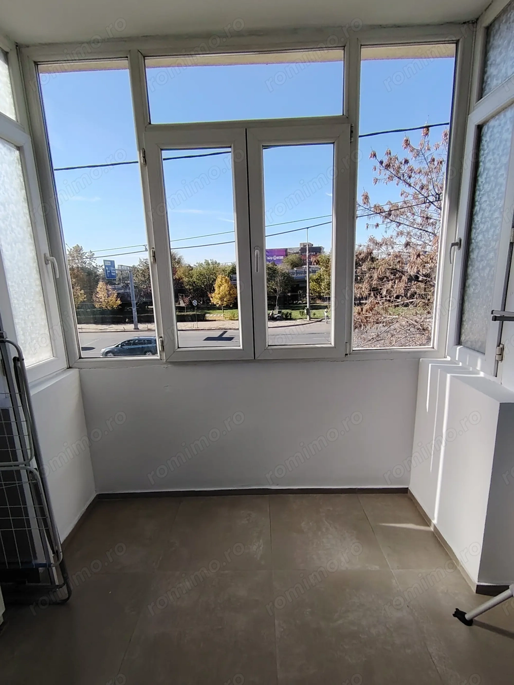 Inchiriere ap 2 camere + hol locuibil, Turda colt cu Calea Grivitei