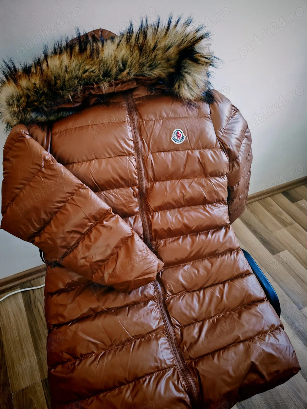 Geaca lunga ,sigla Moncler