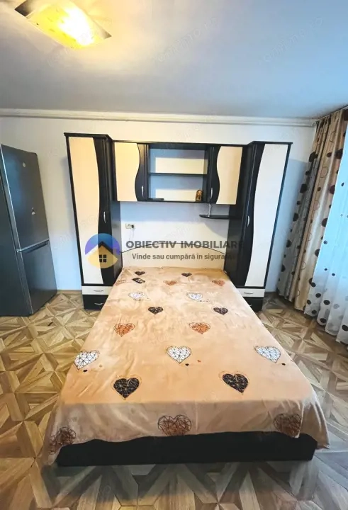 Garsoniera de vanzare - zona Darmanesti 