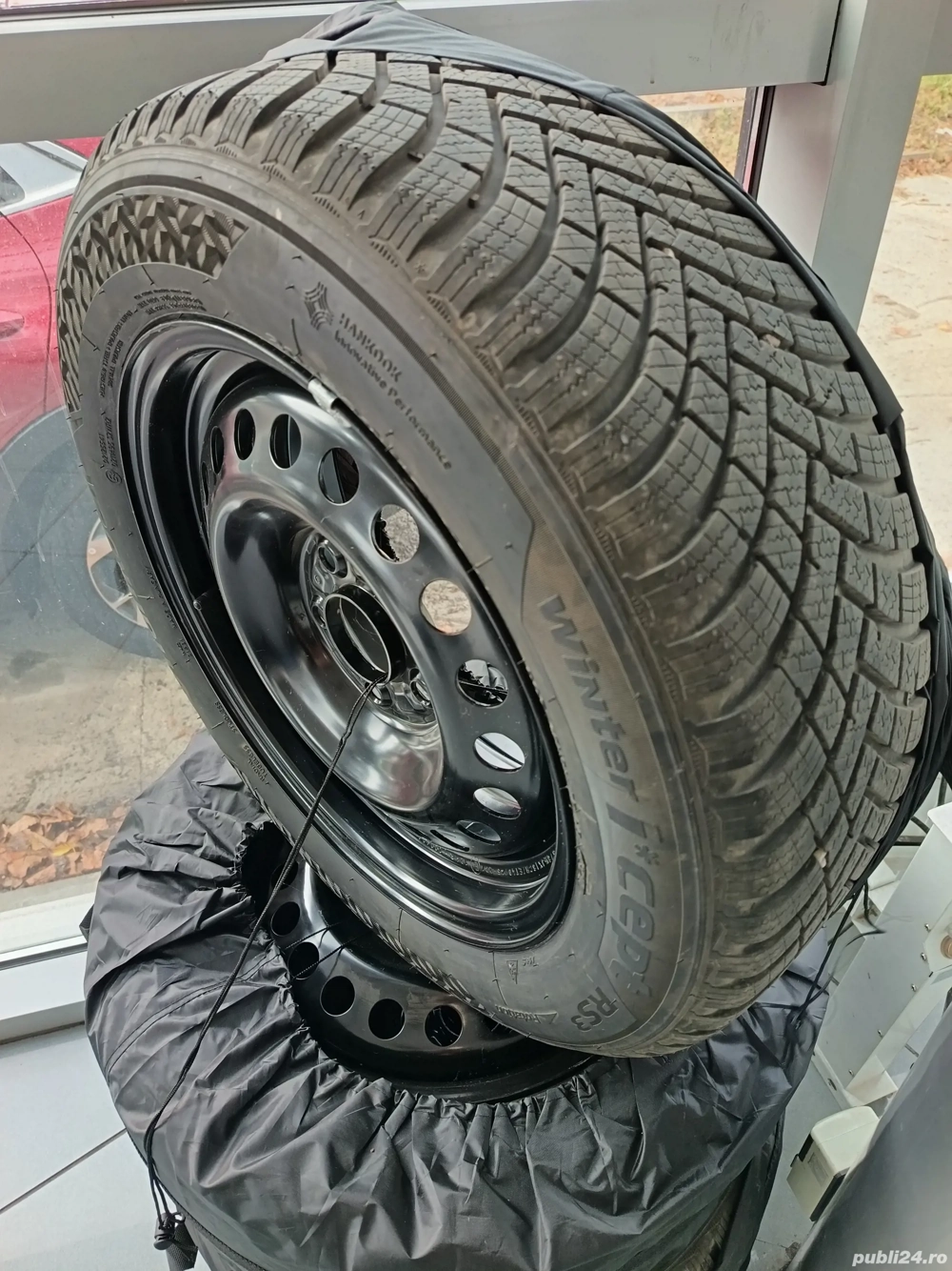 set jante otel cu anvelope Hankook iarnă 205/60R16