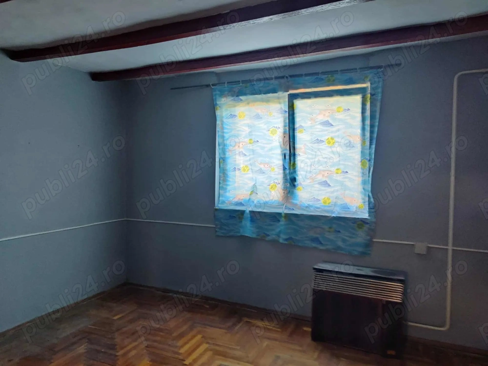 Vând casă în Bătania