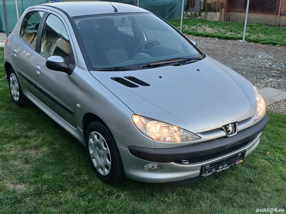 Vând Peugeot 206