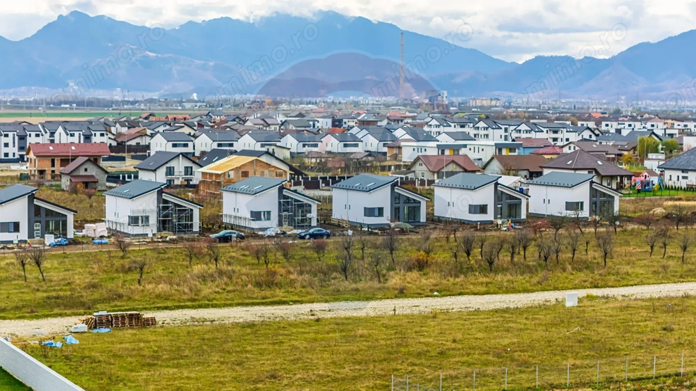 COMISION 0% | CASA 5 CAMERE| DE VANZARE|800MP TEREN| TOATE UTILITATILE