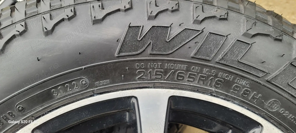 Jante aliaj r16 5×114,3 cu cauciucuri de iarnă 215 65 16 