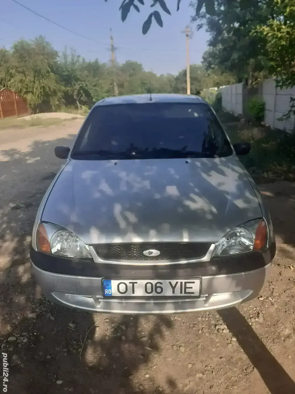 Vand ford fiesta 2001