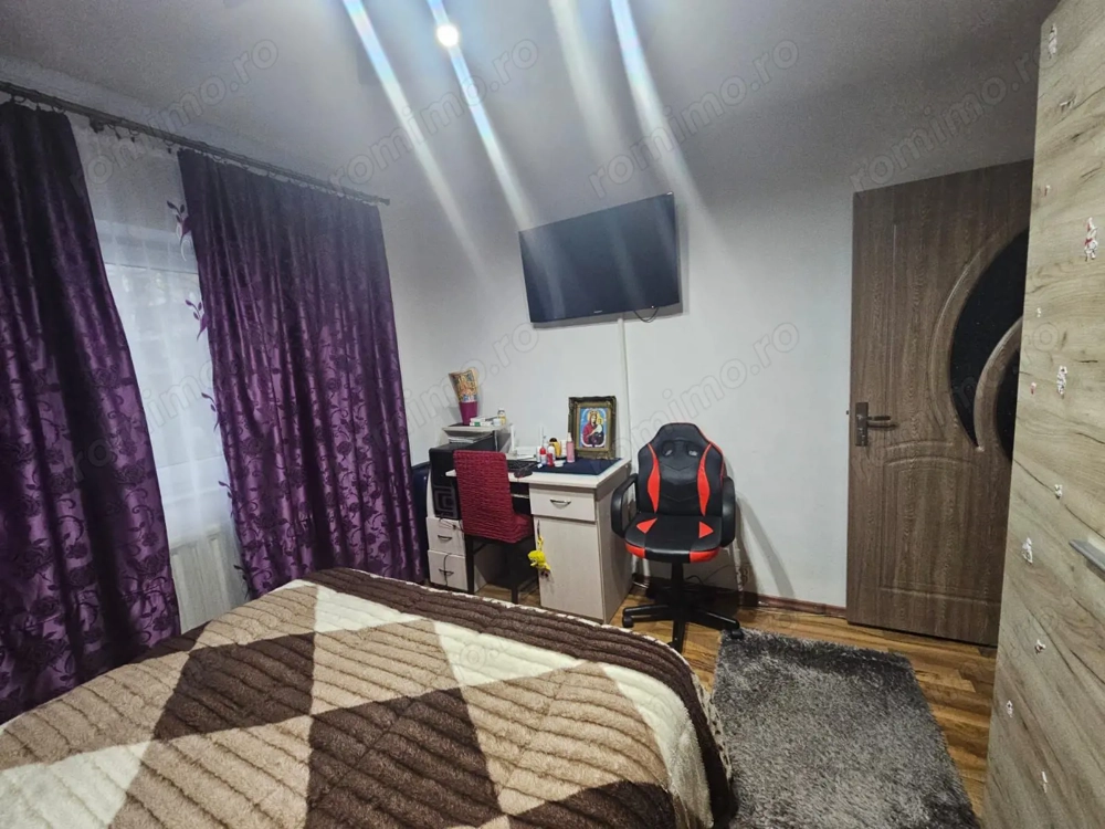 Apartament 3 camere, etaj 1, Garlei -  zona Dedeman