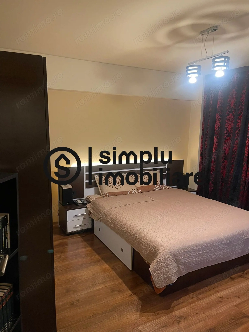 Garsoniera decomandata -Rovine