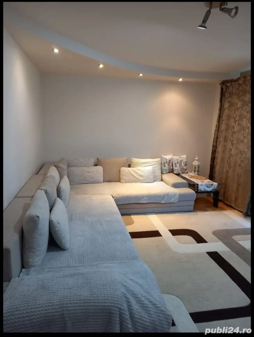 apartament de vanzare  direct de la proprietar  intre Torontalului si piața verde zona foarte buna 