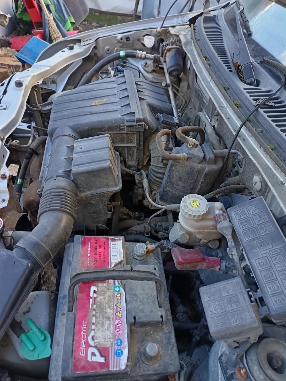 Dezmembrez Subaru g3x an 2005