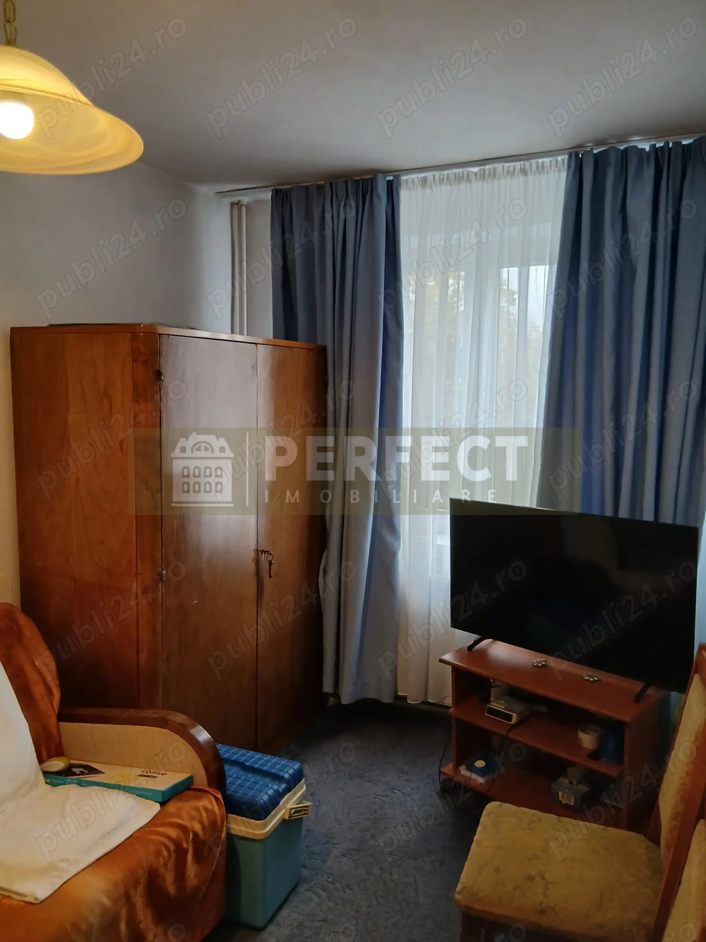 Ap.3 camere semidecomandat str.Cibinului-NORD 63000 euro