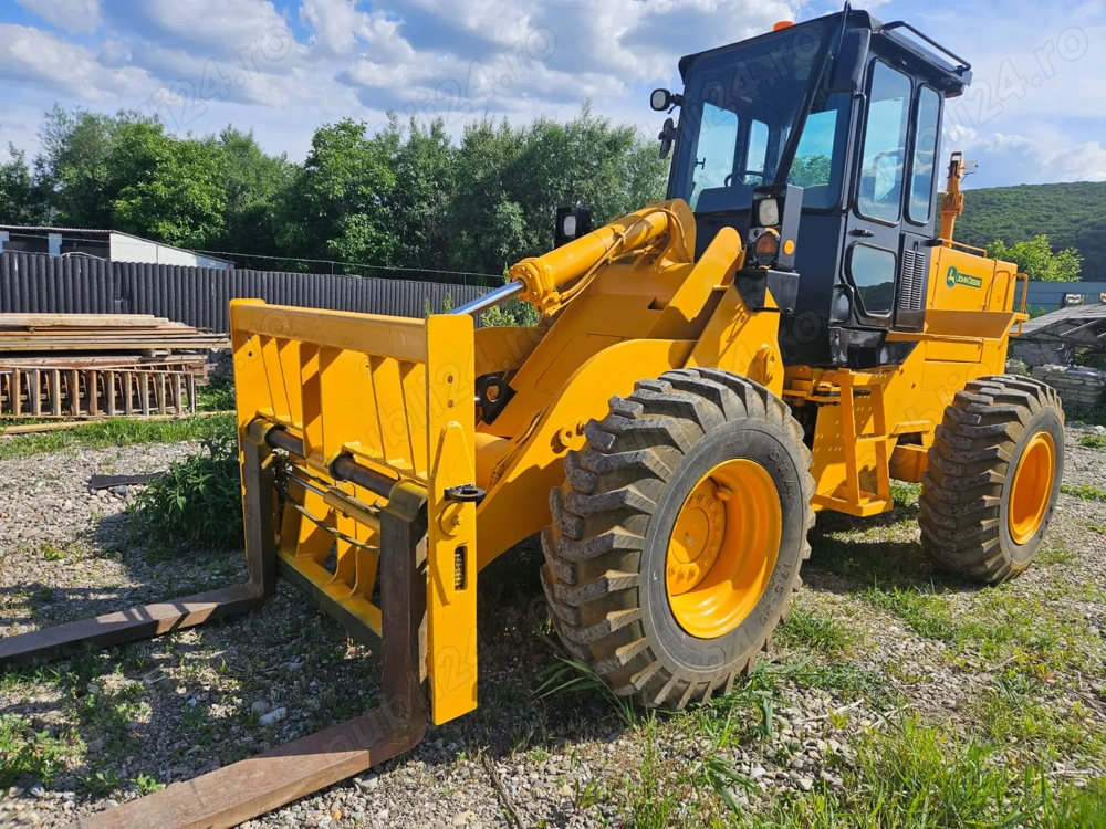 John Deere 544E Shovel   An 1991