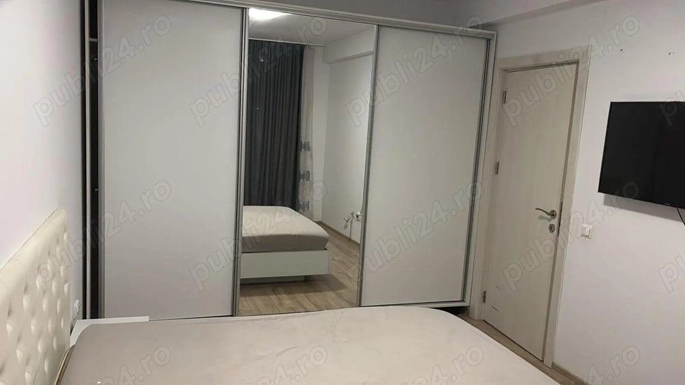 Închiriez apartament 2 camere cu terasă mare