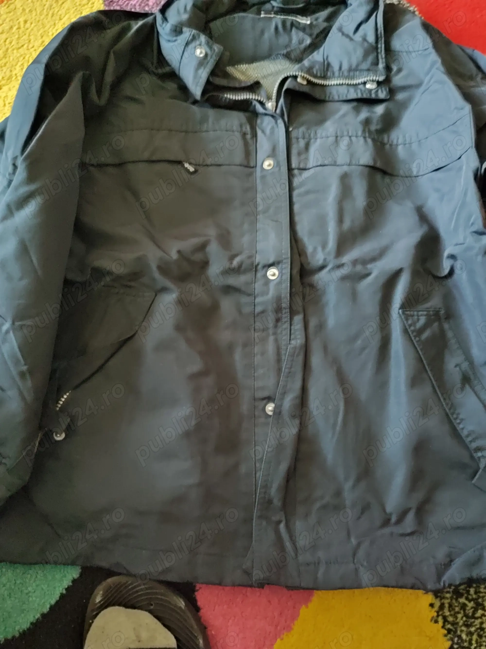 Vând geacă de toamnă 