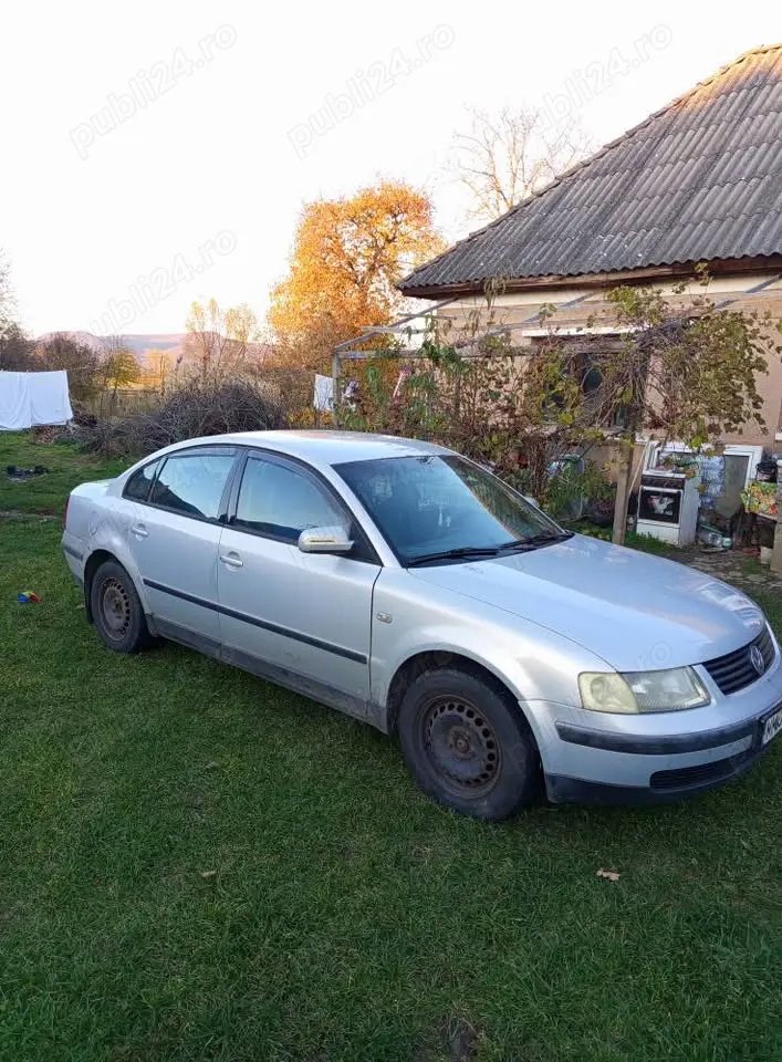 Vand sau schimb cu remorca