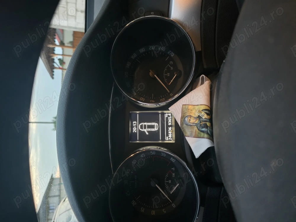 Skoda Superb 2.0 dizel am 2012 automat