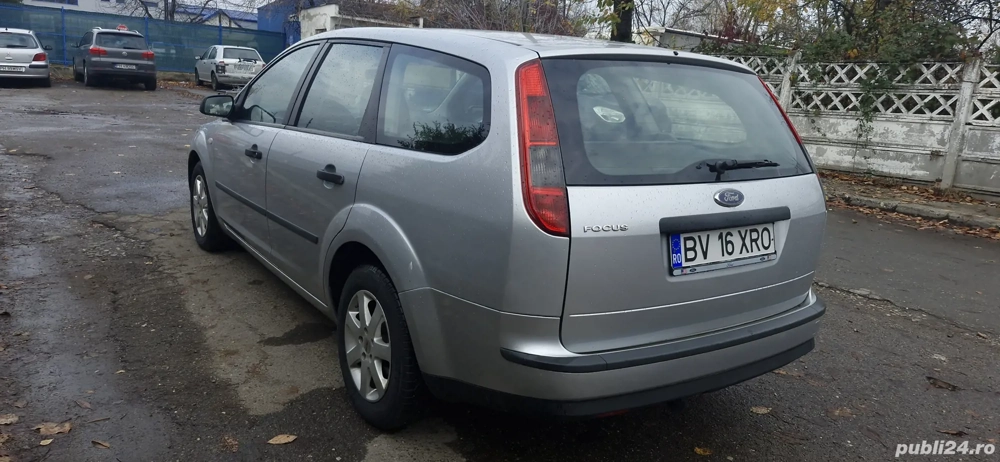 Ford Focus 2 1.6 Benzină 