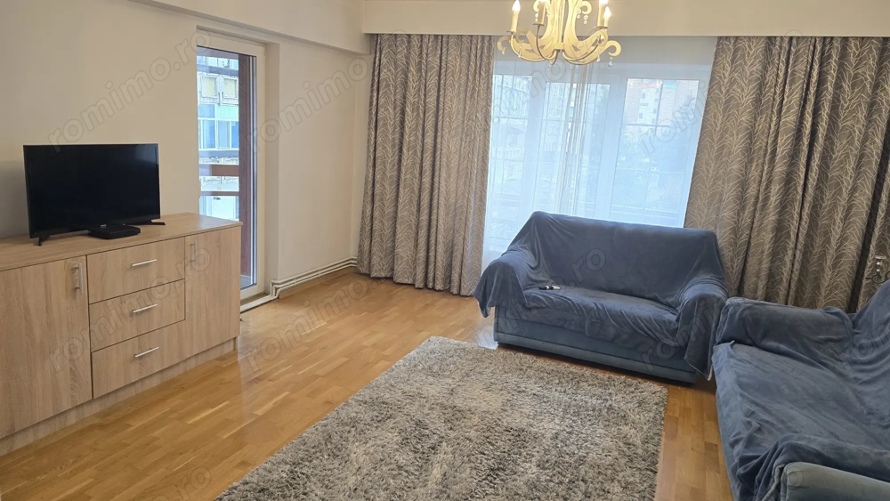 Inchiriez apartament 3 camere decomandat in Deva, zona Zarandului (bloc Casial), etaj 2, mobilat