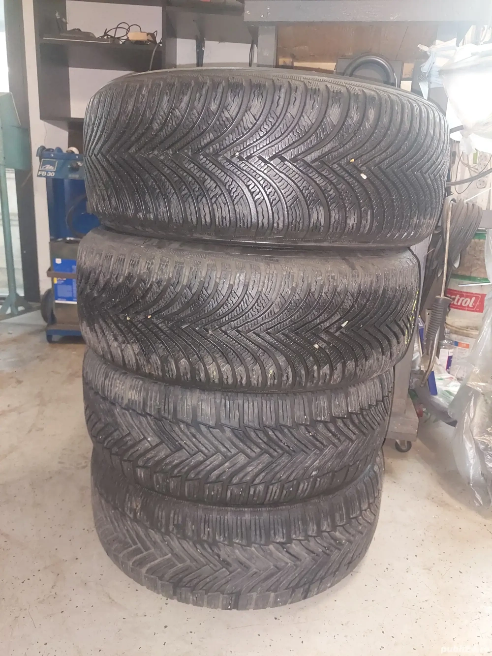 vand 4 anvelope iarna 225.55.16 Michelin