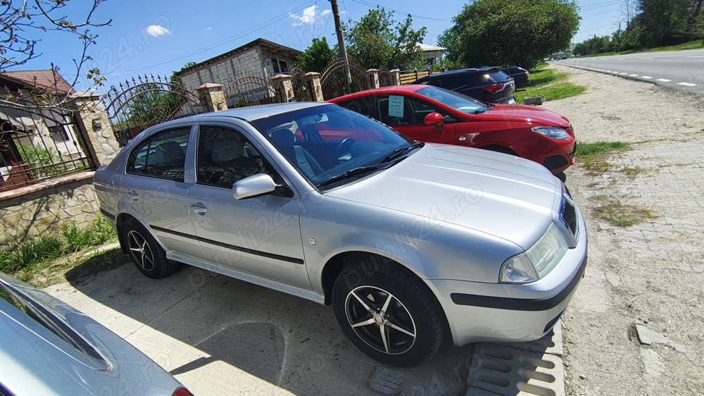 Skoda Octavia Tour, benzină, 1.6 MPI 102 CP, 2006, pret 2950 euro negociabil
