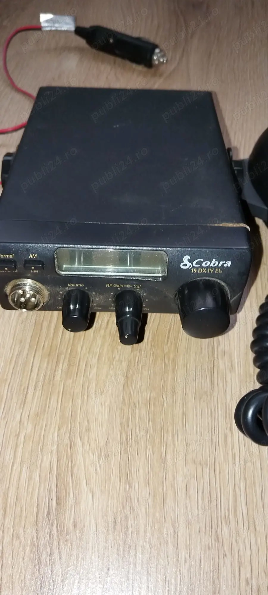 Stație emisie recepție auto COBRA 19DXIVEU