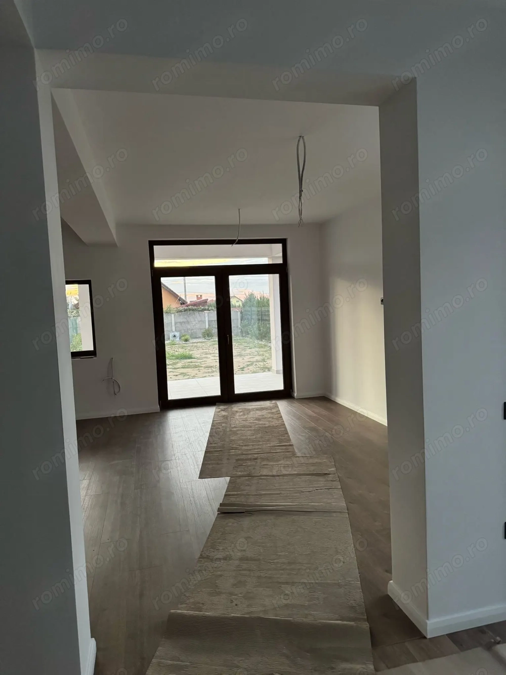 Proprietar vand 1 2 duplex Mosnita Noua - Kaufland