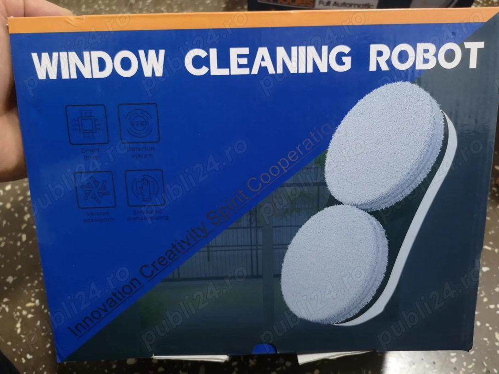 robot inteligent de curatat geamuri