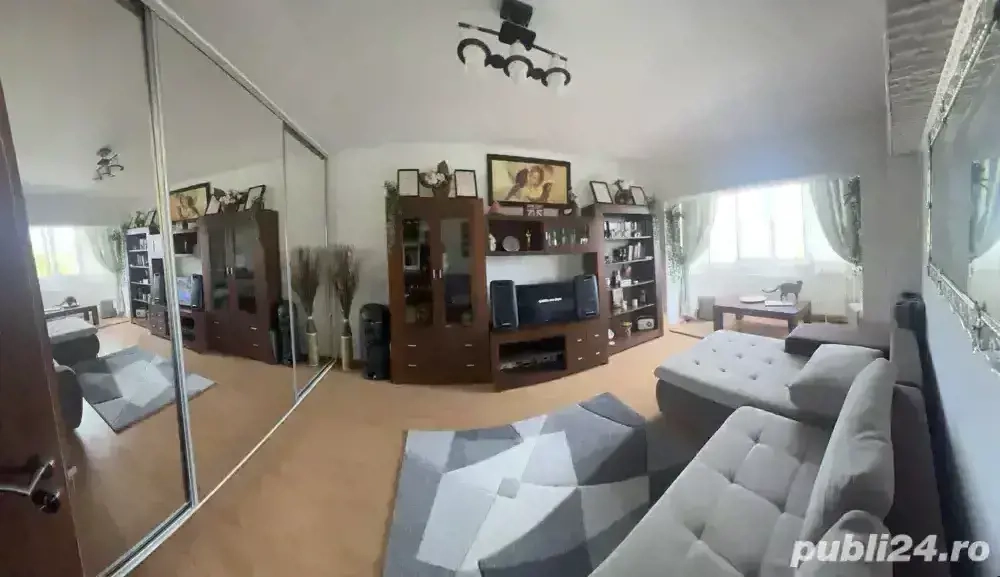 Apartament renovat